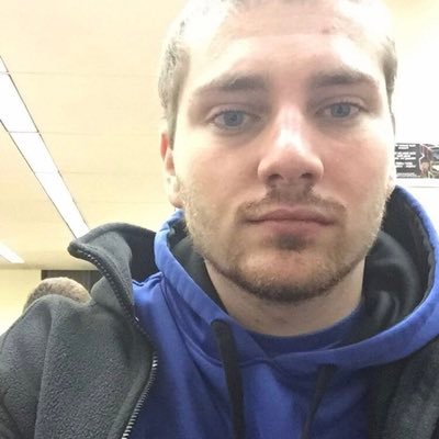 Profile Picture of Dustin VanHoose (@Dustino6) on Twitter