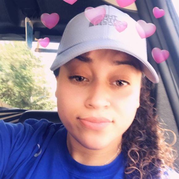 Profile Picture of Claudia Rodriguez (@clarodriguez3) on Poshmark