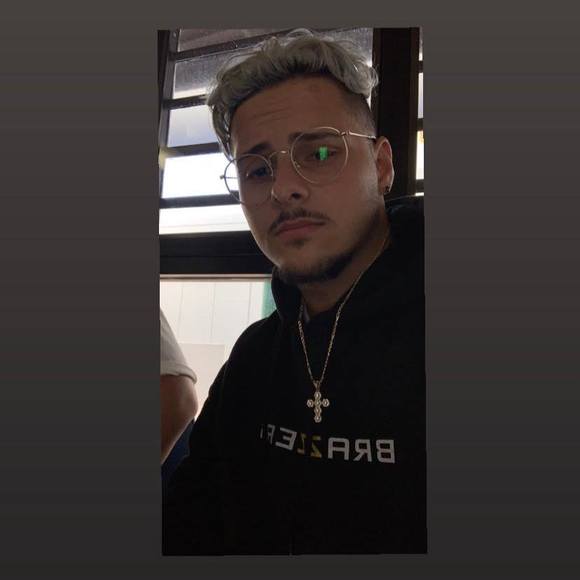 Profile Picture of Erik yeriel Davila adorno (@yeriel_16) on Poshmark