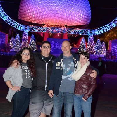 Profile Picture of James Bayer (@James71811419) on Twitter