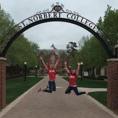 Profile Picture of A.plourde (@AnnePlourde) on Twitter