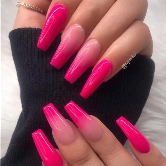 Profile Picture of Kelicia Moore (@kookielub26) on Poshmark