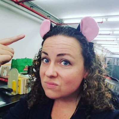 Profile Picture of Catherine Frank (@catherinevfrank) on Twitter