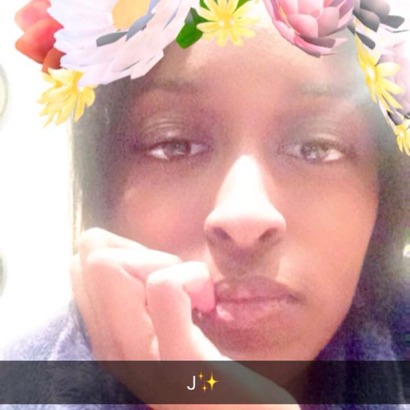 Profile Picture of Joyce Mcgregor (@jigga26) on Poshmark