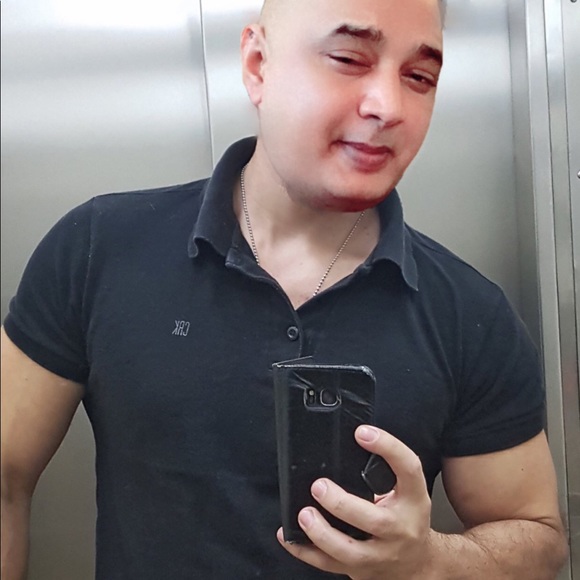 Profile Picture of Girish Patel (@girishpatel75) on Poshmark