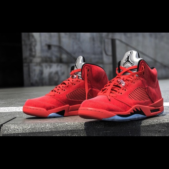 Profile Picture of Andrew Aguayo (@yvngboss1) on Poshmark