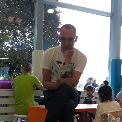 Profile Picture of Vanja Mišković (@VanjaM19) on Twitter