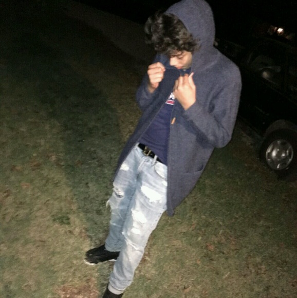 Profile Picture of Carlos Andrade (@younggtrappa) on Poshmark