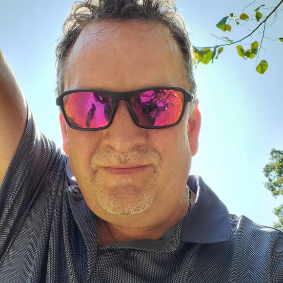 Profile Picture of Randy Moore (@rlmoore1964) on Poshmark