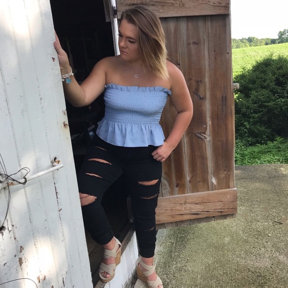 Profile Picture of Piper Kirby (@piperkirby) on Poshmark