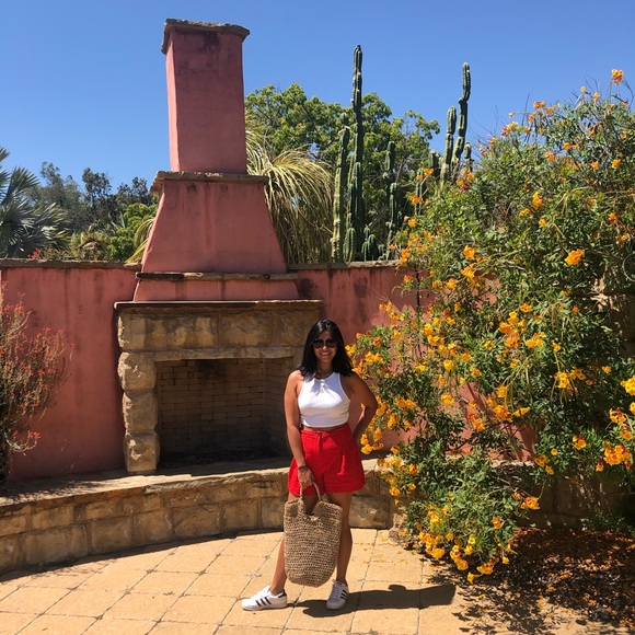 Profile Picture of Erica Marquez (@mrzizvaughn) on Poshmark