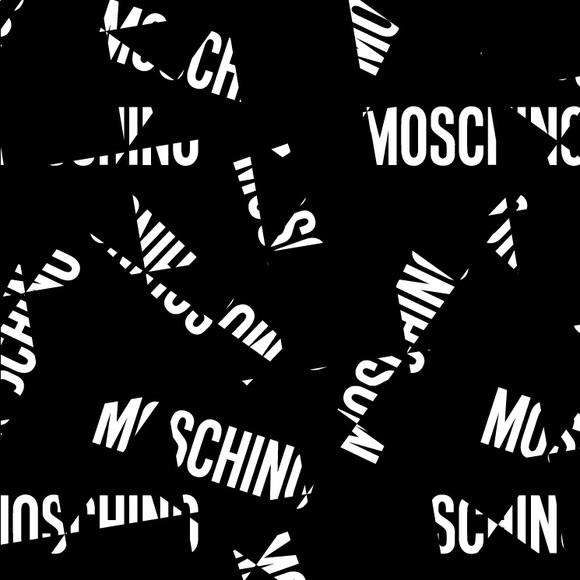 Profile Picture of Alex Jones (@allheat2414) on Poshmark