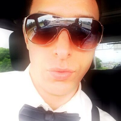 Profile Picture of James Valles (@jamesvallescom) on Twitter