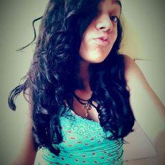 Profile Picture of Lara Lopes (@laralopes534) on Twitter