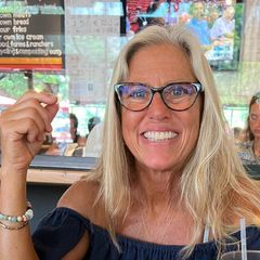 Profile Picture of loribray245 (@lori.bray) on Tiktok