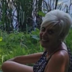 Profile Picture of Karen Squire (@karensquire5) on Twitter