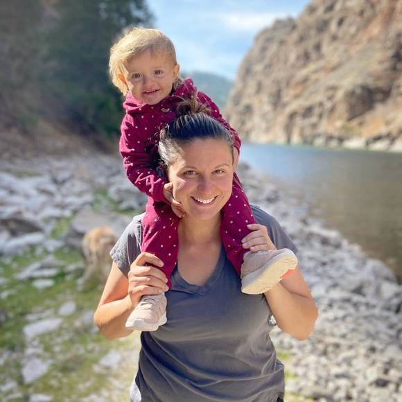 Profile Picture of Sarah Bennard (@sarah105) on Poshmark