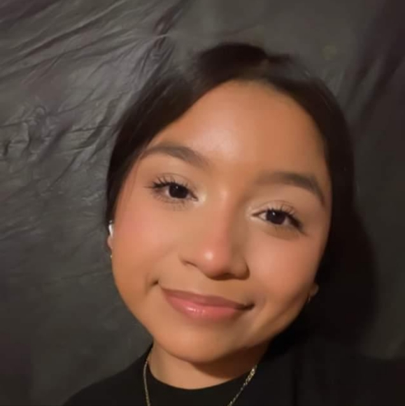 Profile Picture of Uriel Moctezuma (@urielmoctezuma) on Poshmark