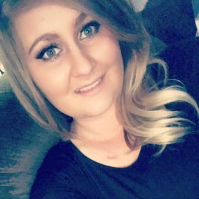 Profile Picture of Shawna Belle Hjalmarson (@shawnabellee) on Pinterest