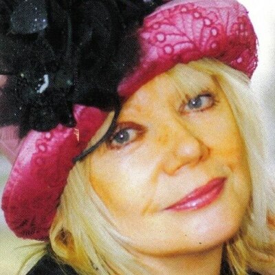 Profile Picture of Athena Alexander (@priyunk96) on Twitter