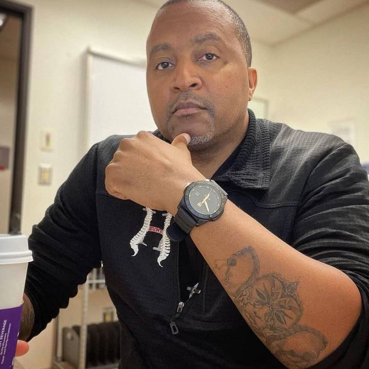 Profile Picture of Thomas (@drthomas402) on Tiktok