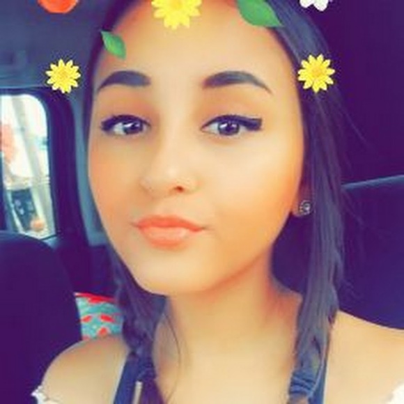 Profile Picture of Christina Cheney (@ccheney6315) on Poshmark