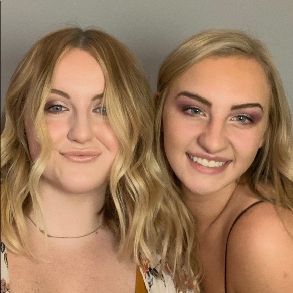 Profile Picture of Michaella Cloonan (@michaellacloo) on Poshmark