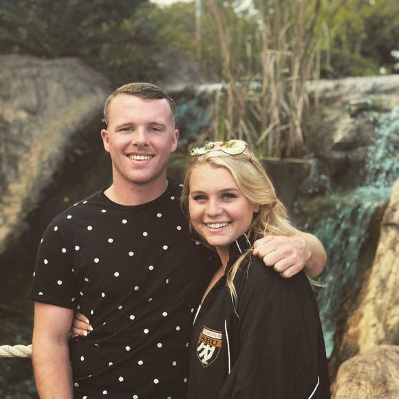 Profile Picture of Garrett Groshong (@garebear18) on Poshmark