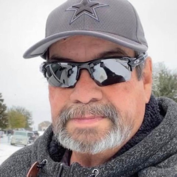 Profile Picture of Victor Alarcon (@valarcon777) on Poshmark