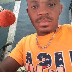 Profile Picture of Carlos Augustin (@CarlosAugusti13) on Twitter