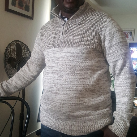 Profile Picture of Taiwo Adegbemigun (@aba22k9) on Poshmark