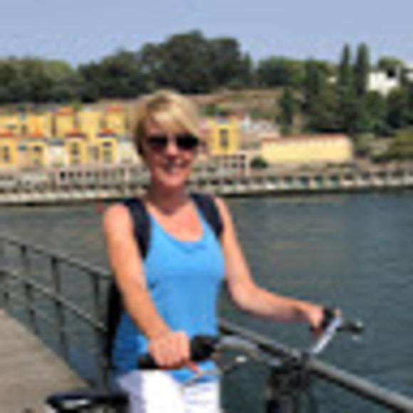 Rochelle Kolseth - Poshmark Profile Picture of Rochelle Kolseth (@rochellekolseth) on Poshmark