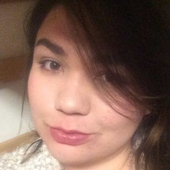 Profile Picture of Bianca Lomeli (@biancalomeli) on Poshmark