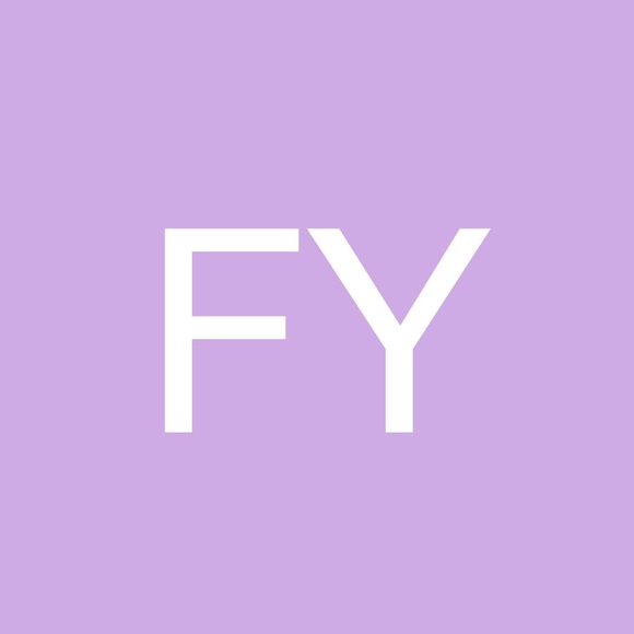 Profile Picture of Fadia Yuhana (@fadiayuhana) on Poshmark