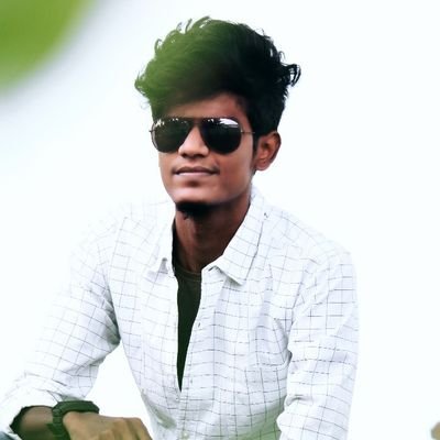 Profile Picture of Vic (@Vickybutcher17) on Twitter