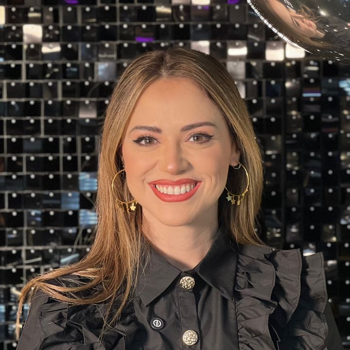 Profile Picture of Barbara Amorim (@barbaraamorimoficial) on Tiktok