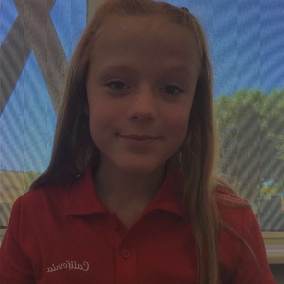 Profile Picture of Crystal Lackey (@haileelackey) on Poshmark