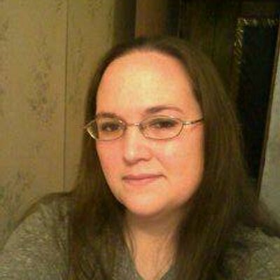 Profile Picture of Crystal Ferrell (@FerrellHead) on Twitter