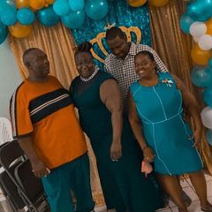 Profile Picture of alberthumes (@alberthumes) on Tiktok