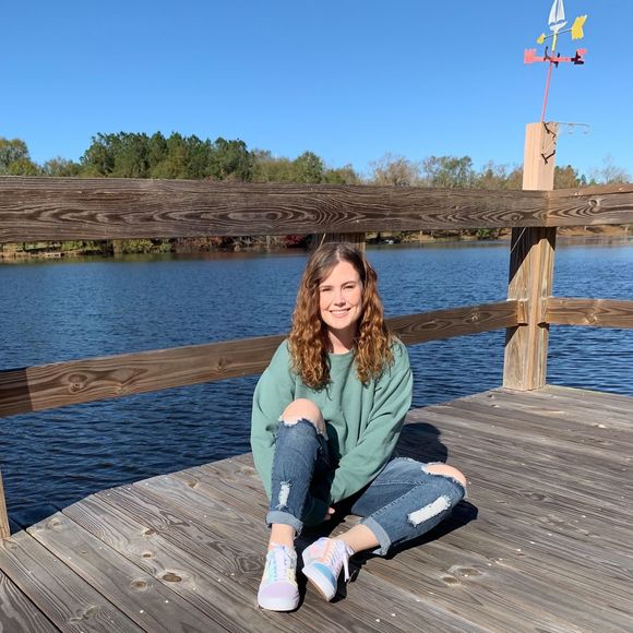 Profile Picture of Baylee Jenkins (@baylee_jenkins) on Poshmark