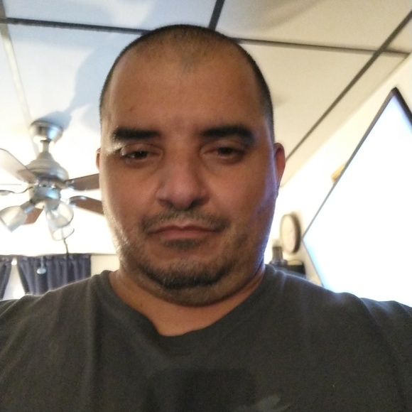 Profile Picture of Jose Martin (@josemartin917) on Poshmark