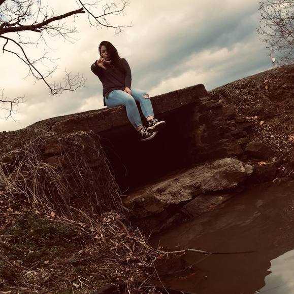 Profile Picture of Kierstin Brown (@kierstinbrow936) on Poshmark