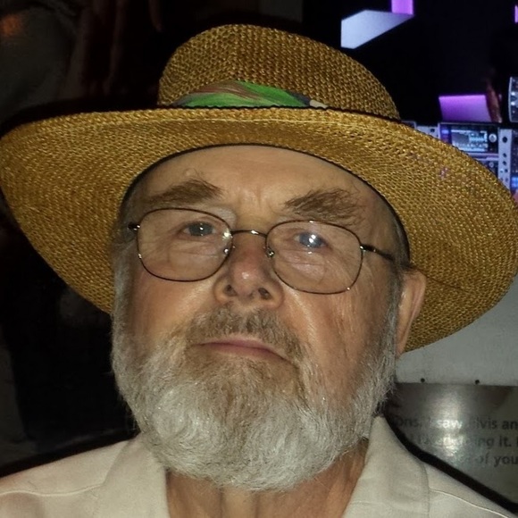 Profile Picture of Joe Funk (@ifunkster) on Poshmark