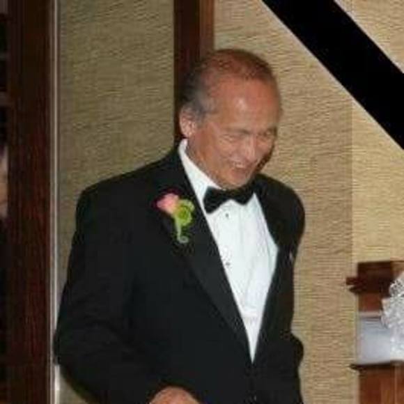 Profile Picture of Eddie Palag (@eddiepalag) on Poshmark