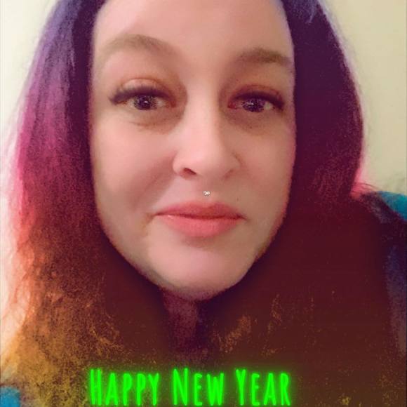 Profile Picture of Tanya Gingery (@tanyag79) on Poshmark