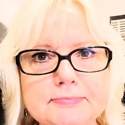 Profile Picture of Debbie Cheatham (@DebbieC91097) on Twitter