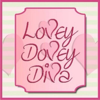 Profile Picture of Lovey Dovey Diva (@LoveyDoveyDiva) on Twitter