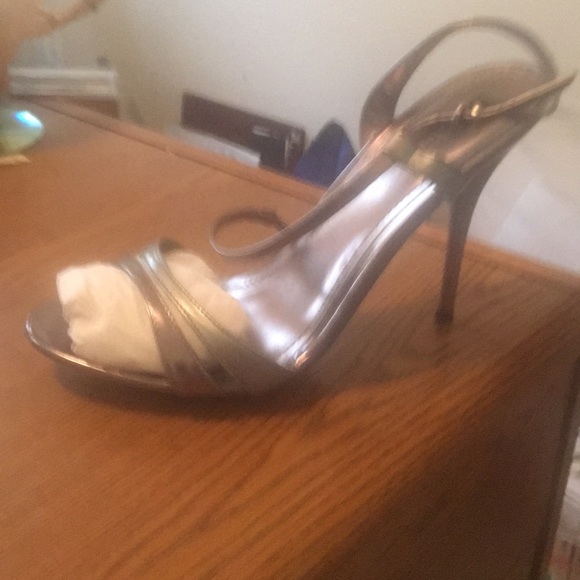 Profile Picture of Chris Walker (@chullaby) on Poshmark