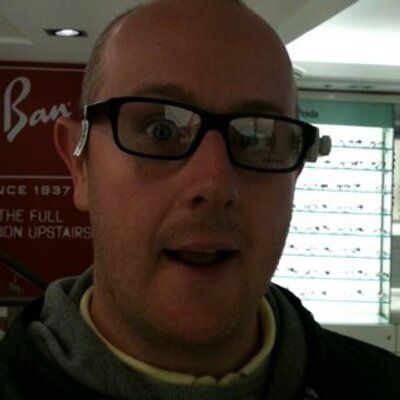 Profile Picture of Richard Burrows (@BezzyBear) on Twitter