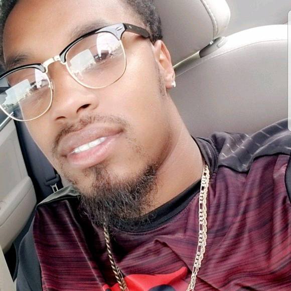 Profile Picture of Xavier Page (@bigdawgbengi) on Poshmark